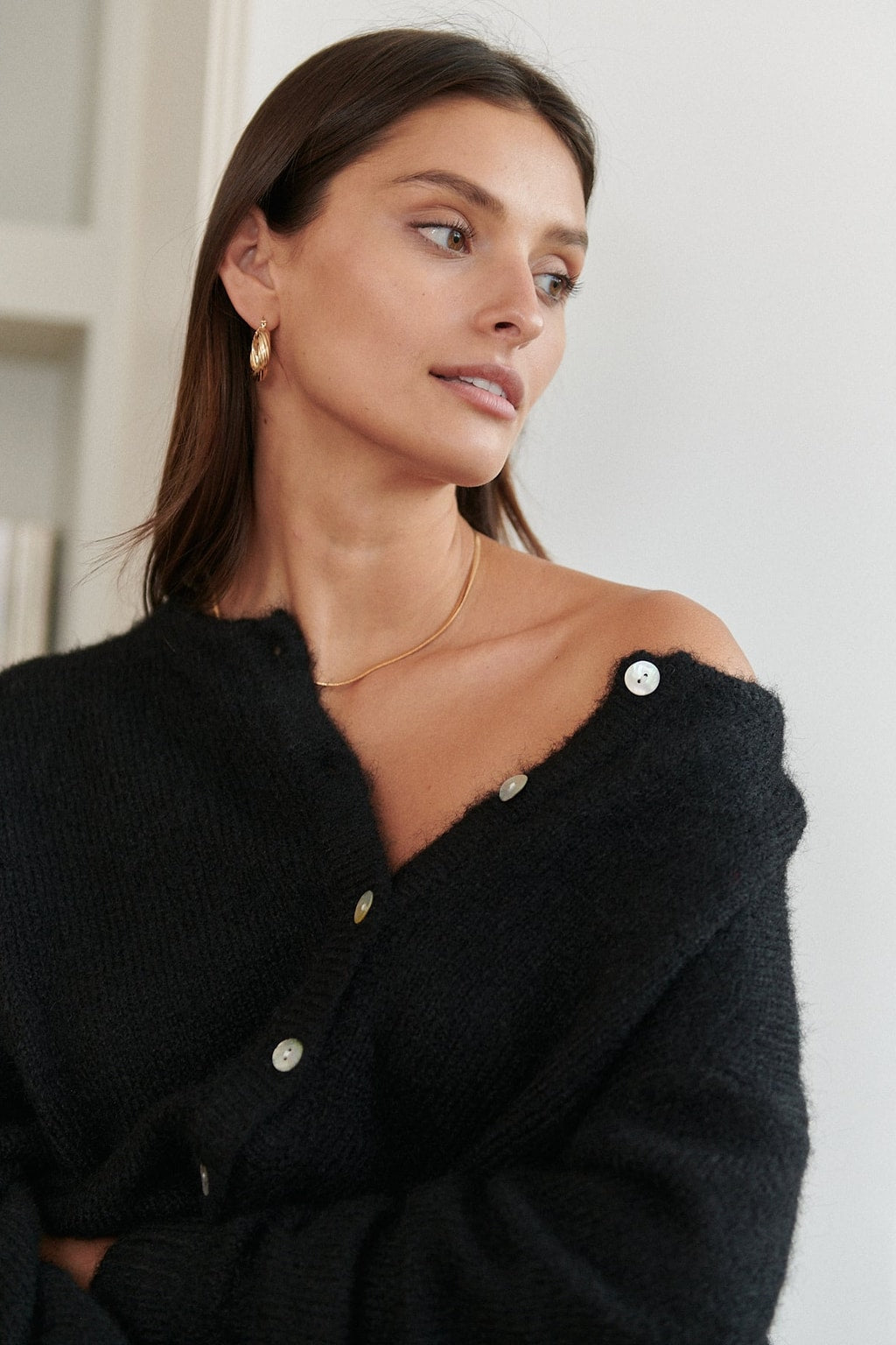 Black Knit Cardigan With Pearl Buttons - 7