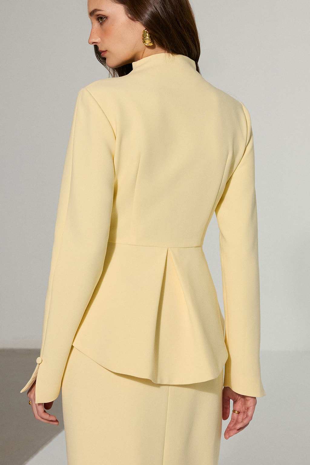 Woven Peplum Blazer With Keyhole Neckline - 4