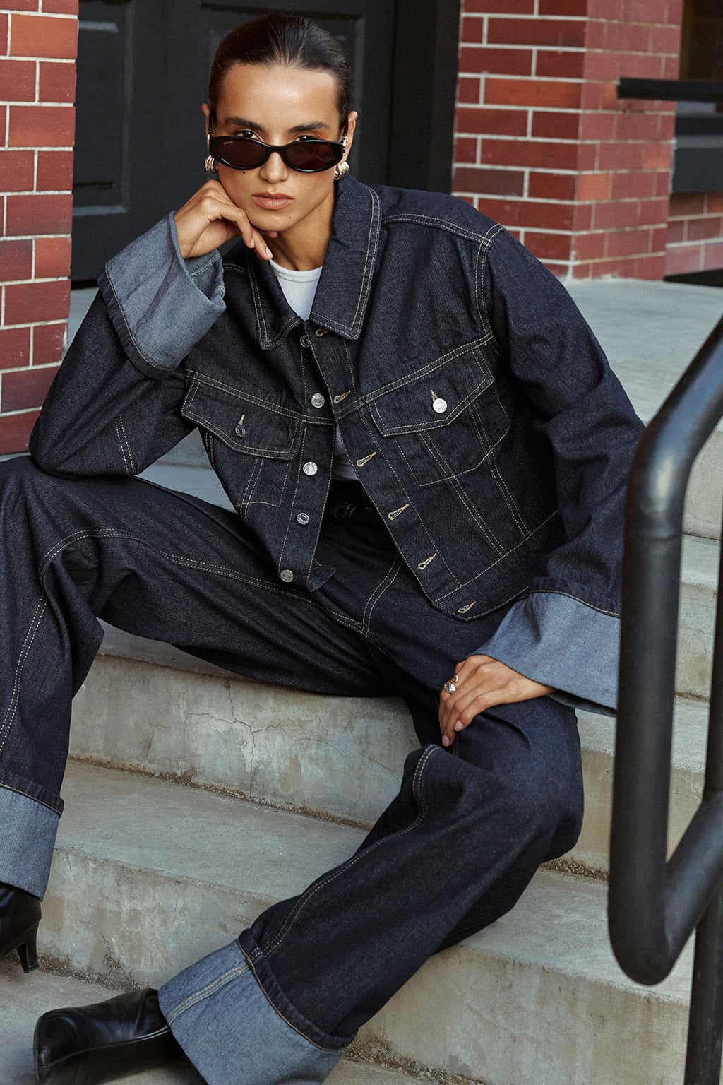 Blue Denim Jacket With Cuffed Sleeves - 5