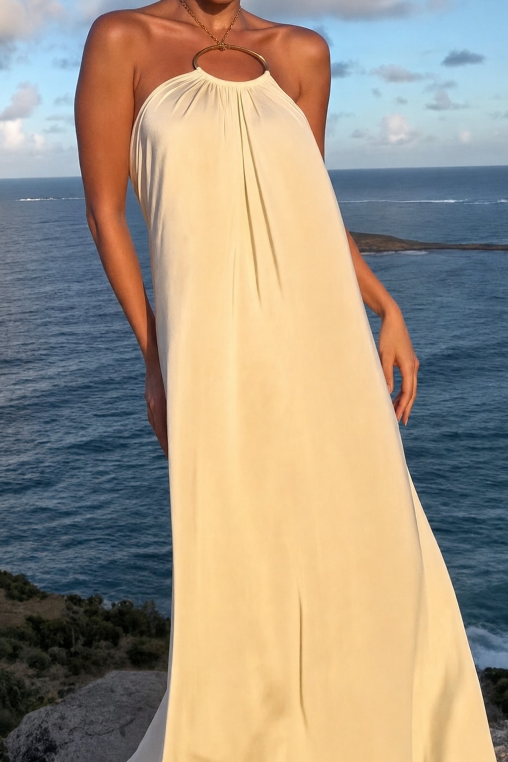 Effortless Polyester Halter Maxi Dress With Metal Chain Neckline - 3