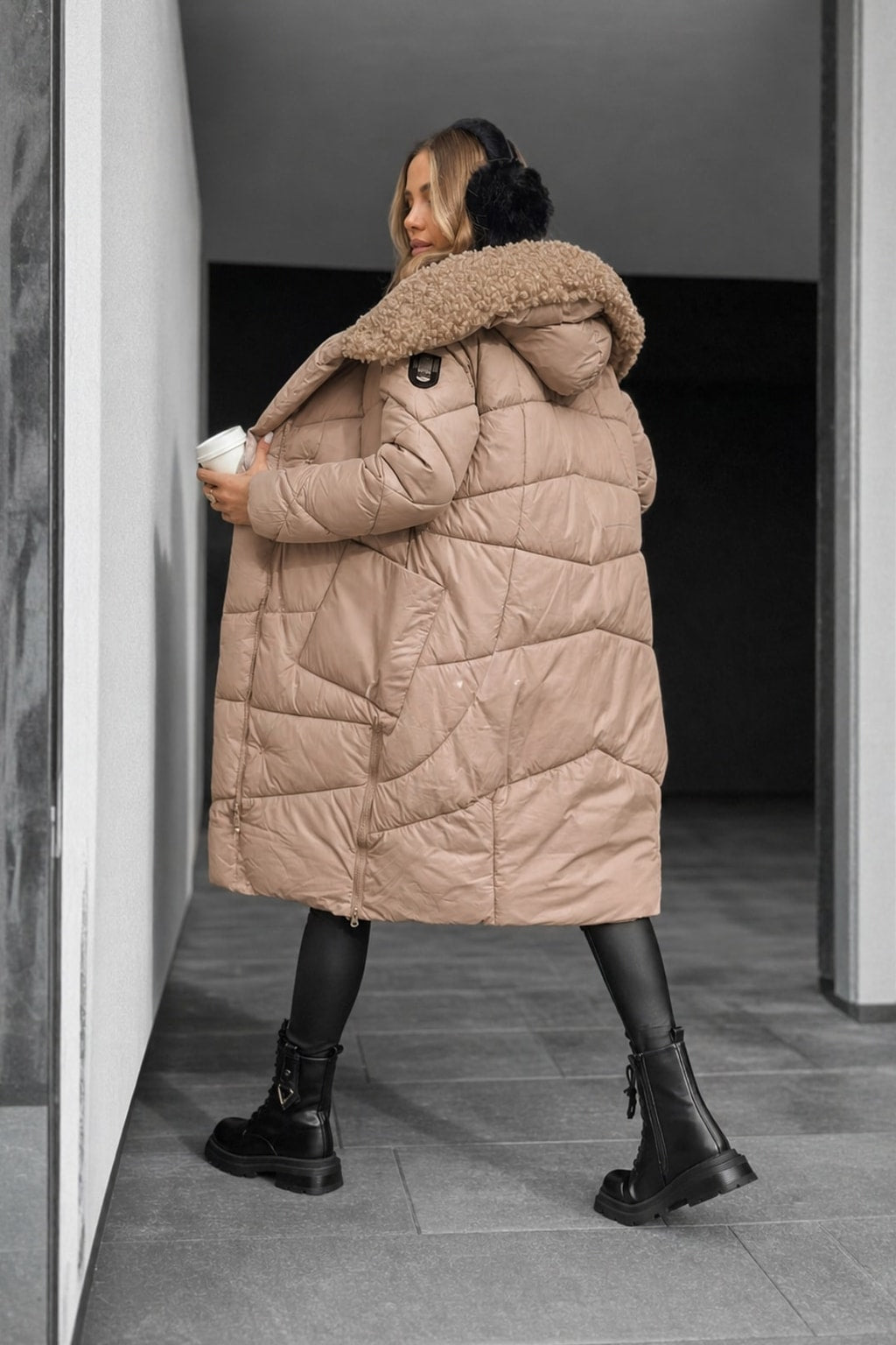 Warm Quilted Hooded Coat With Below Hip Length - 6