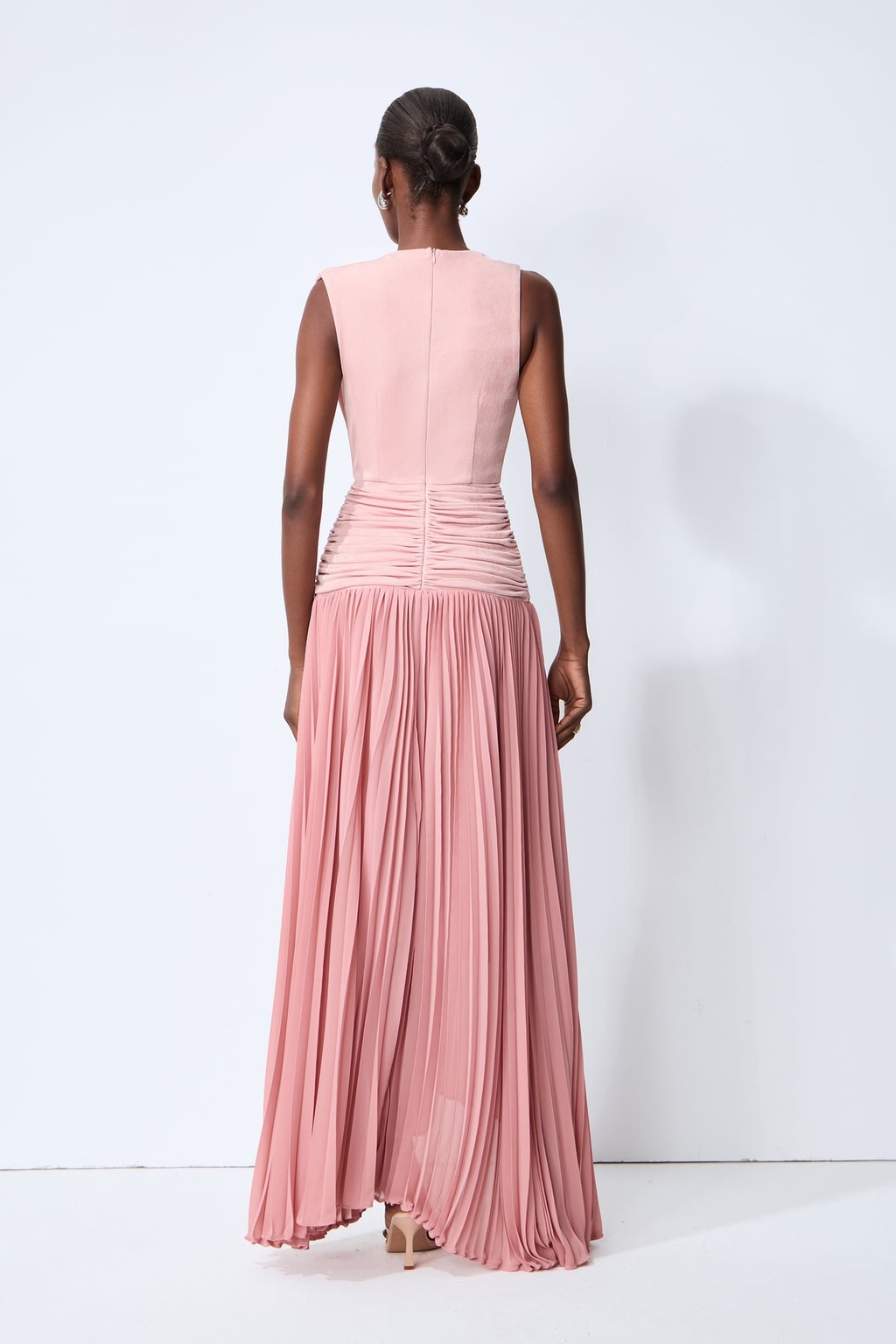 Terylene Pleated Maxi Dress with Ruched Waist - 5