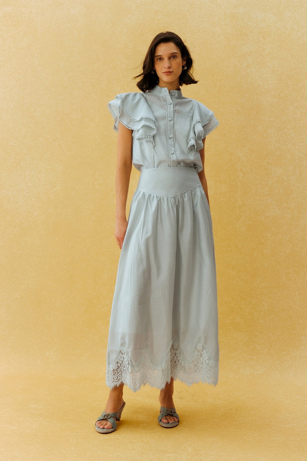 Woven Ruffle-Sleeve Blouse & Lace-Hem Skirt Set - 3