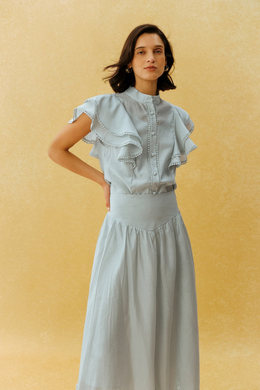 Woven Ruffle-Sleeve Blouse & Lace-Hem Skirt Set - 5