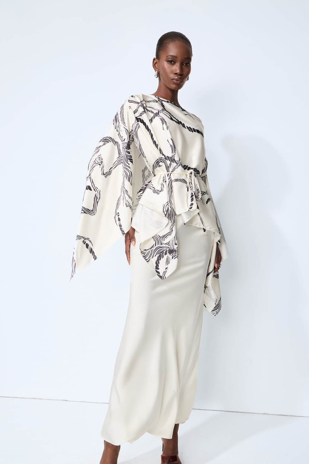 Polyester Abstract Print Cape Blouse And Skirt Set - 4
