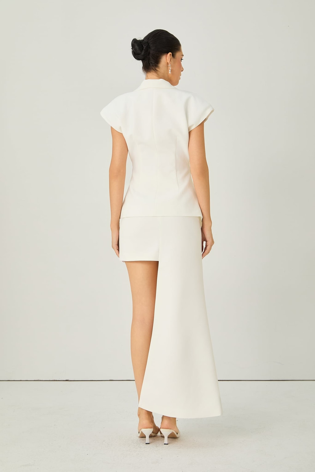 Crepe Lapel Vest Top & Asymmetric Maxi Skirt Set - 4