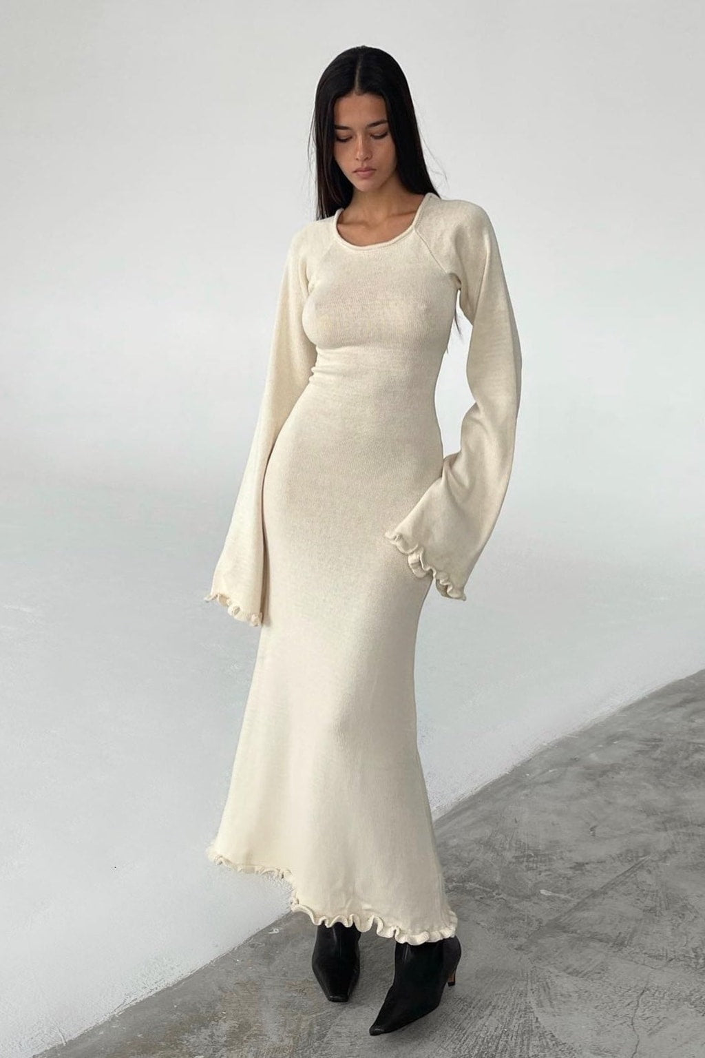 Cloud-Knit Open Back Maxi Dress - 5
