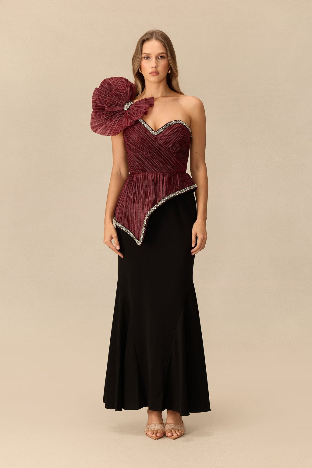 Polyester Mermaid Maxi Dress With Pleated Flower Detail - 6