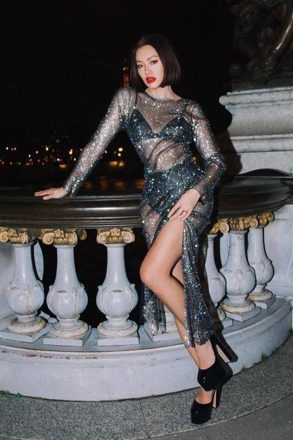 Rhinestone Maxi Dress With Fitted Silhouette - 4