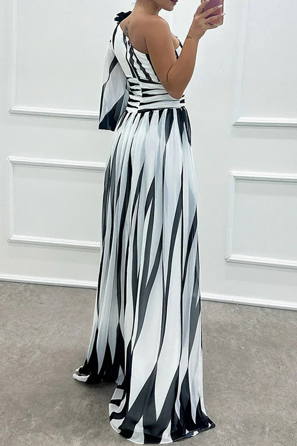 Striped One-Shoulder Maxi Dress With Thigh-High Slit - 3