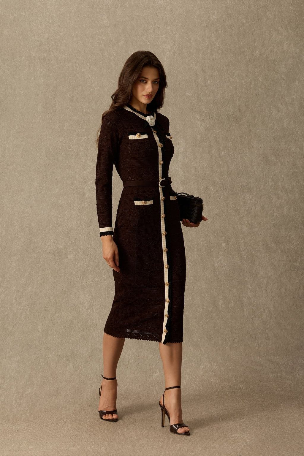 Textured Knit Midi Dress With Contrast Trim - 3