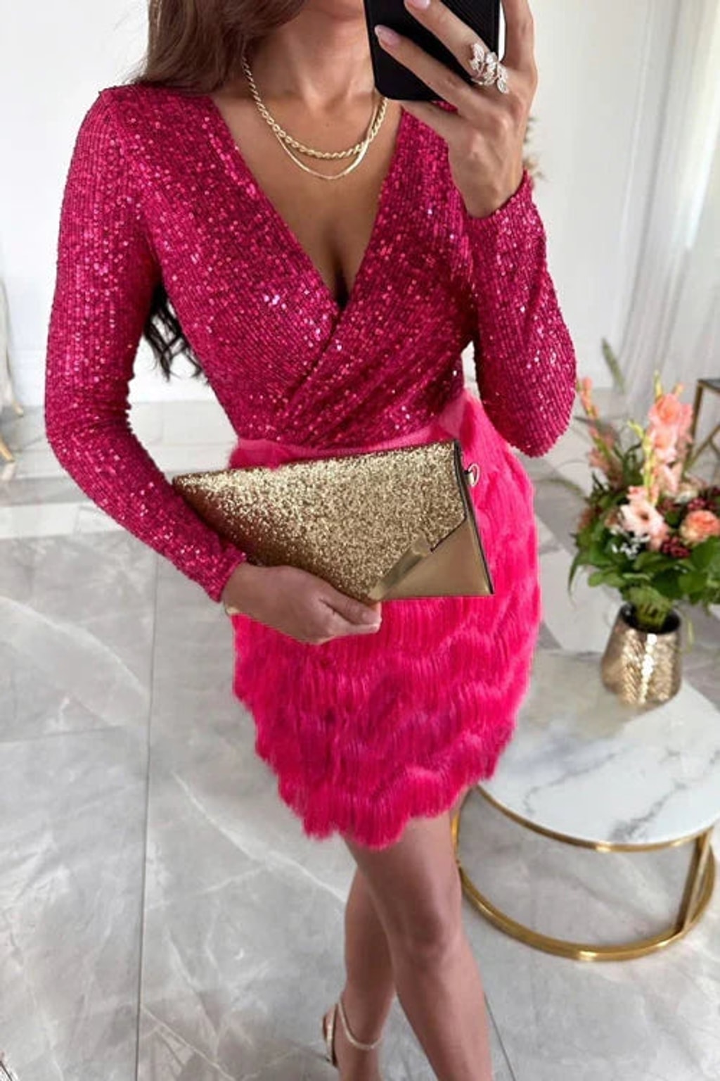 Glitter Party Dress with V-Neckline - 8