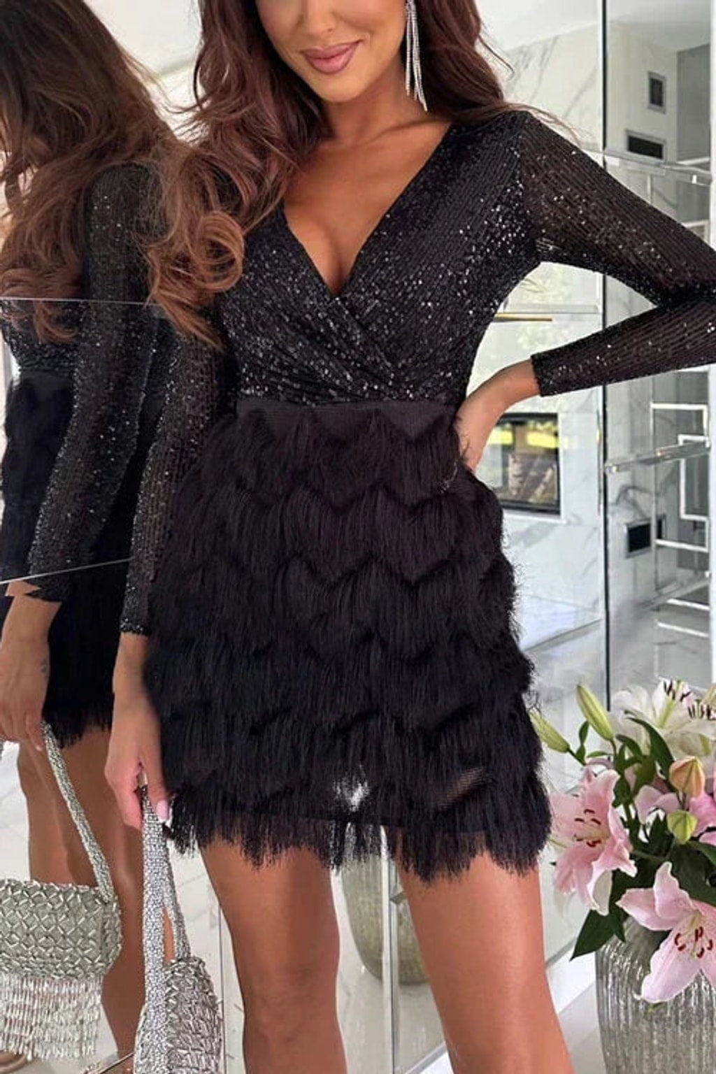 Glitter Party Dress with V-Neckline - 7