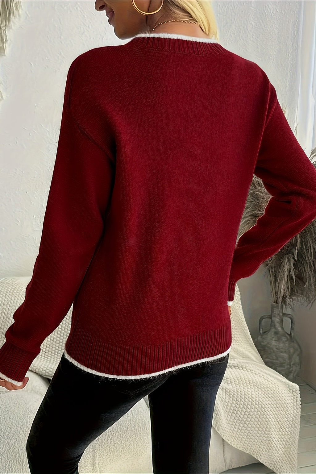 Knit Crewneck Sweater With Snowflake Pattern - 4