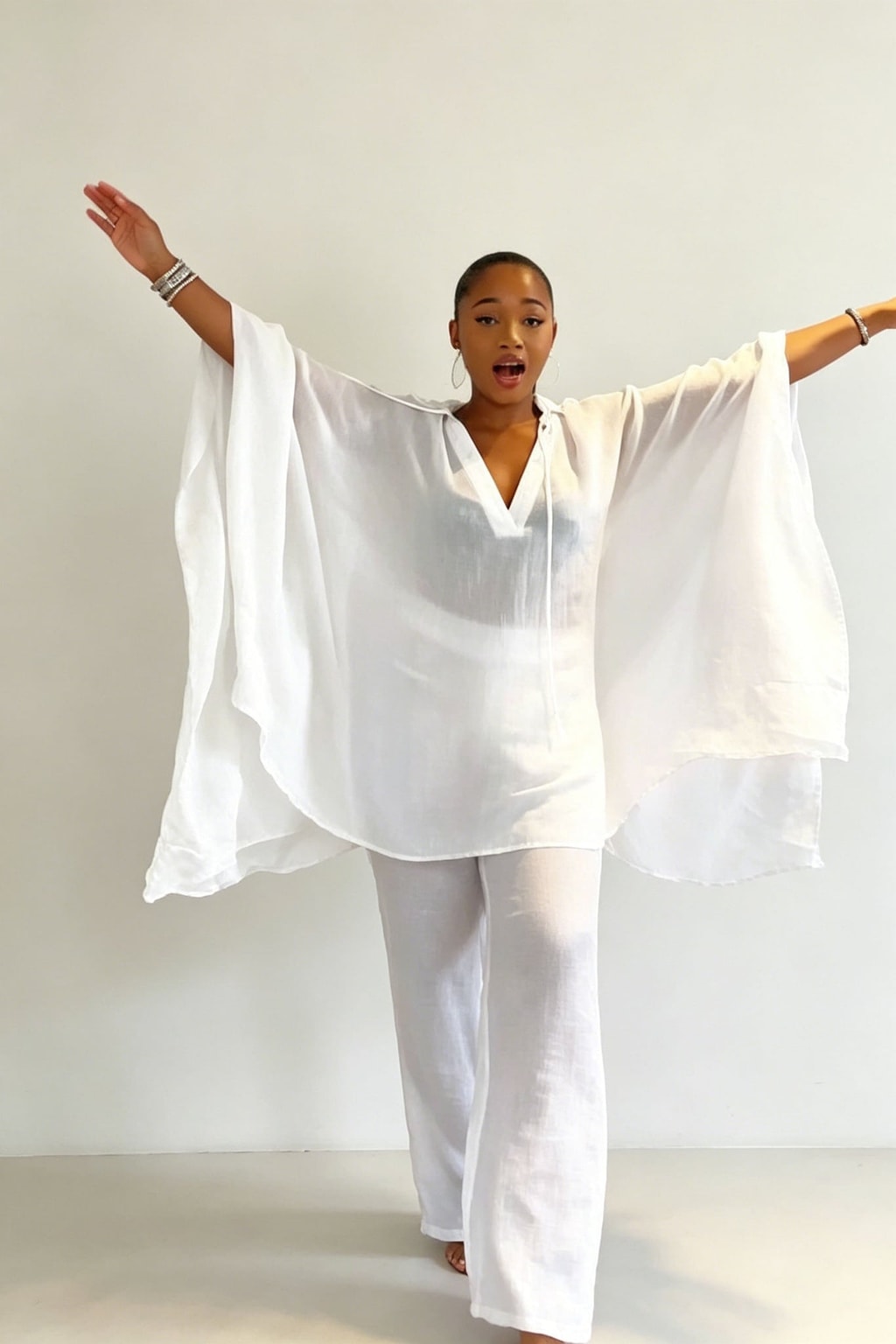 White Oversized Tunic & Wide-Leg Pants Set - 3