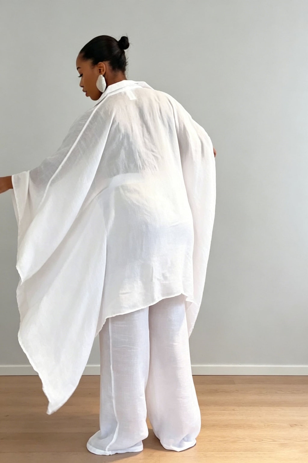 White Oversized Tunic & Wide-Leg Pants Set - 6
