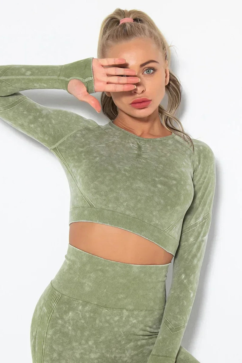Seamless Cropped Yoga Top With Ribbed Hem - 22