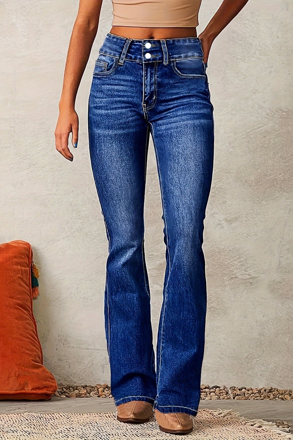 Denim Jeans With High-Waisted Wide Leg - 3