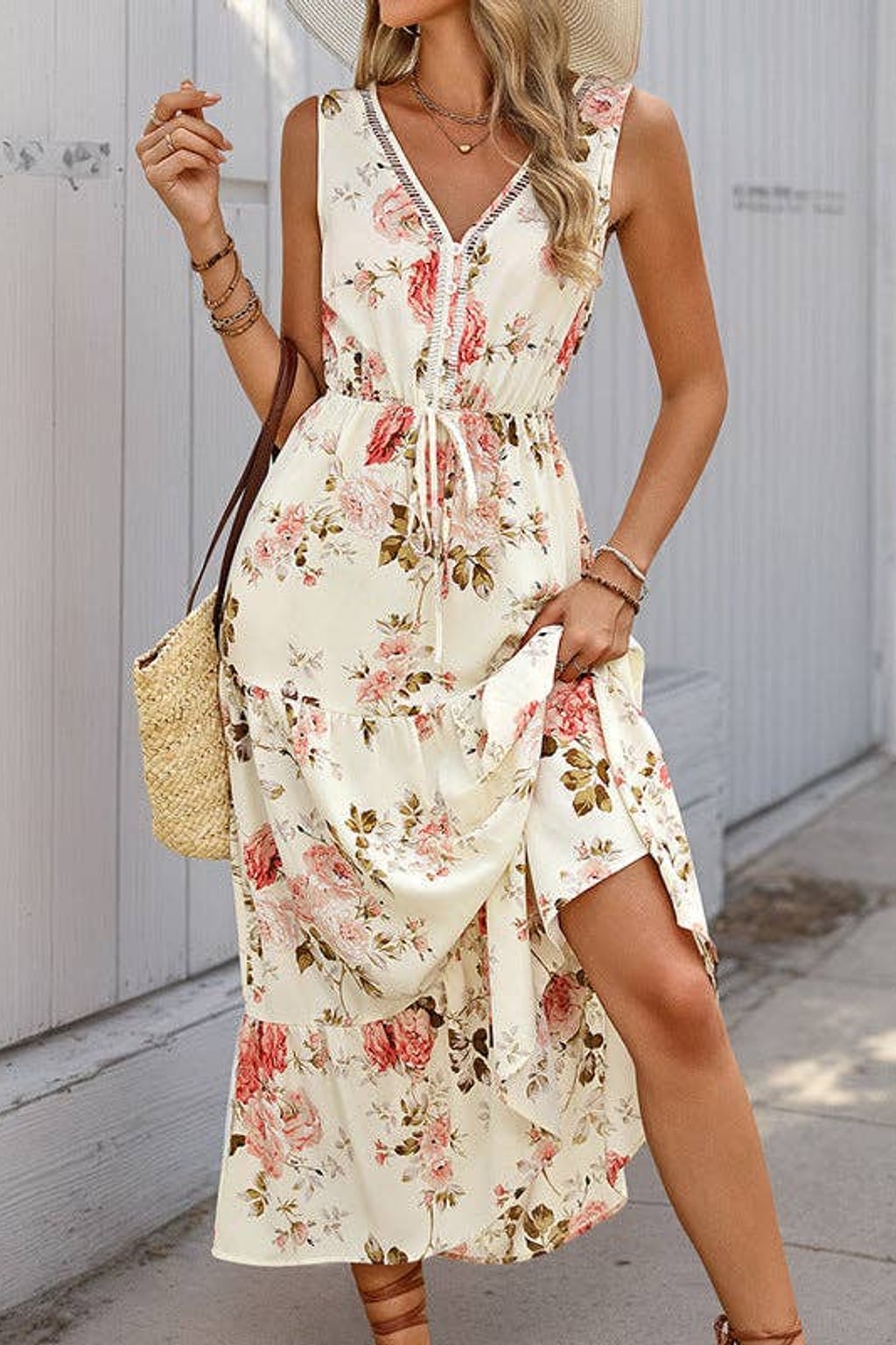 Effortless Maxi Dress With Floral Print - 2
