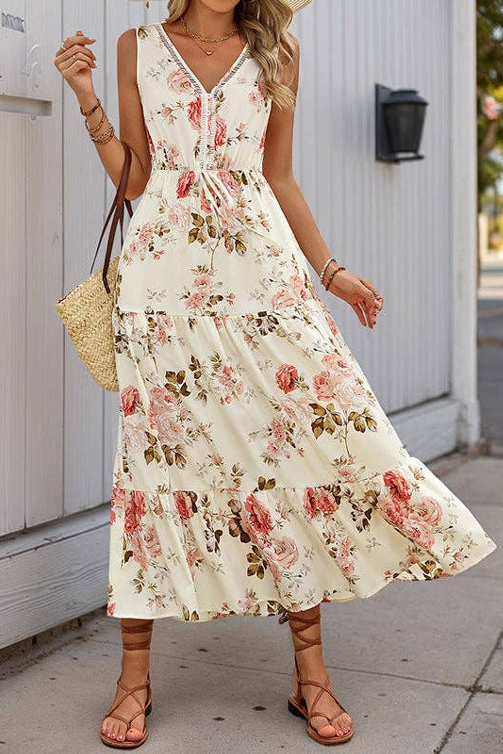 Effortless Maxi Dress With Floral Print - 3