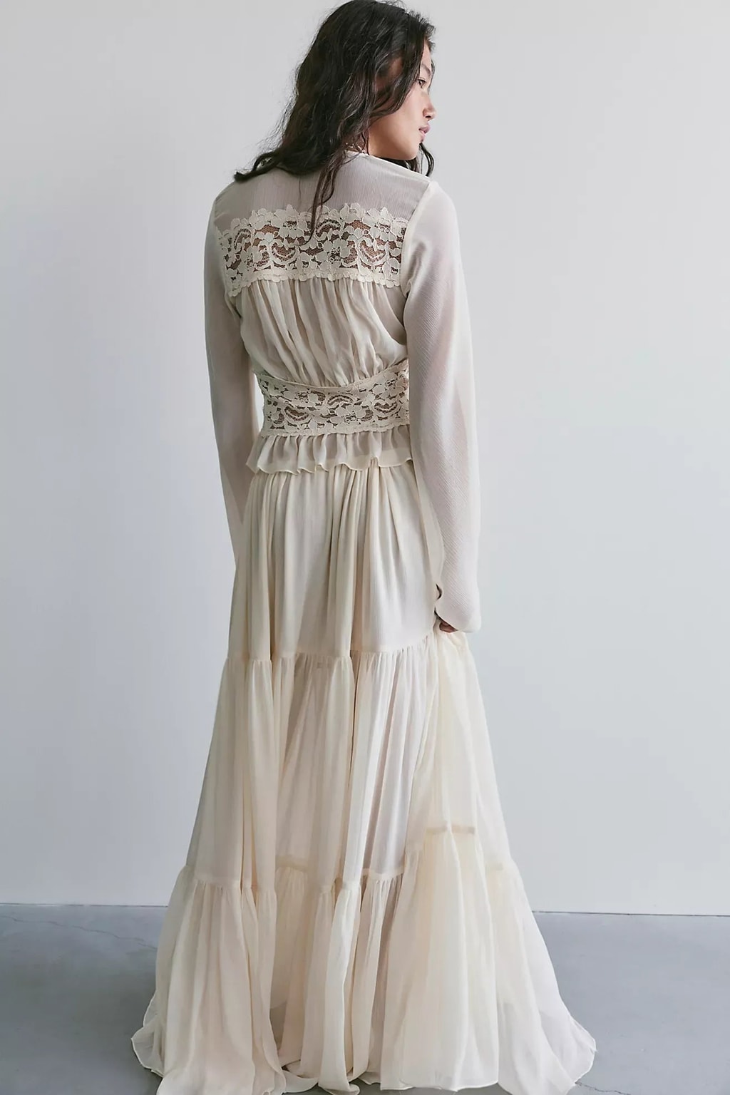 Chiffon Skirt Set With Lace Panels - 3