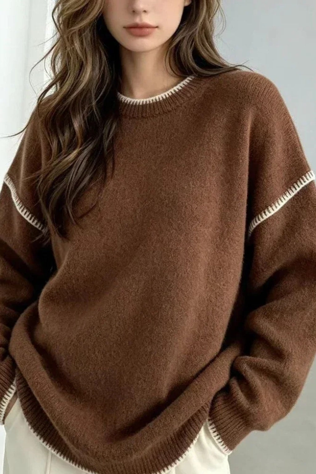 Knit Sweater With Spliced Stitching - 6