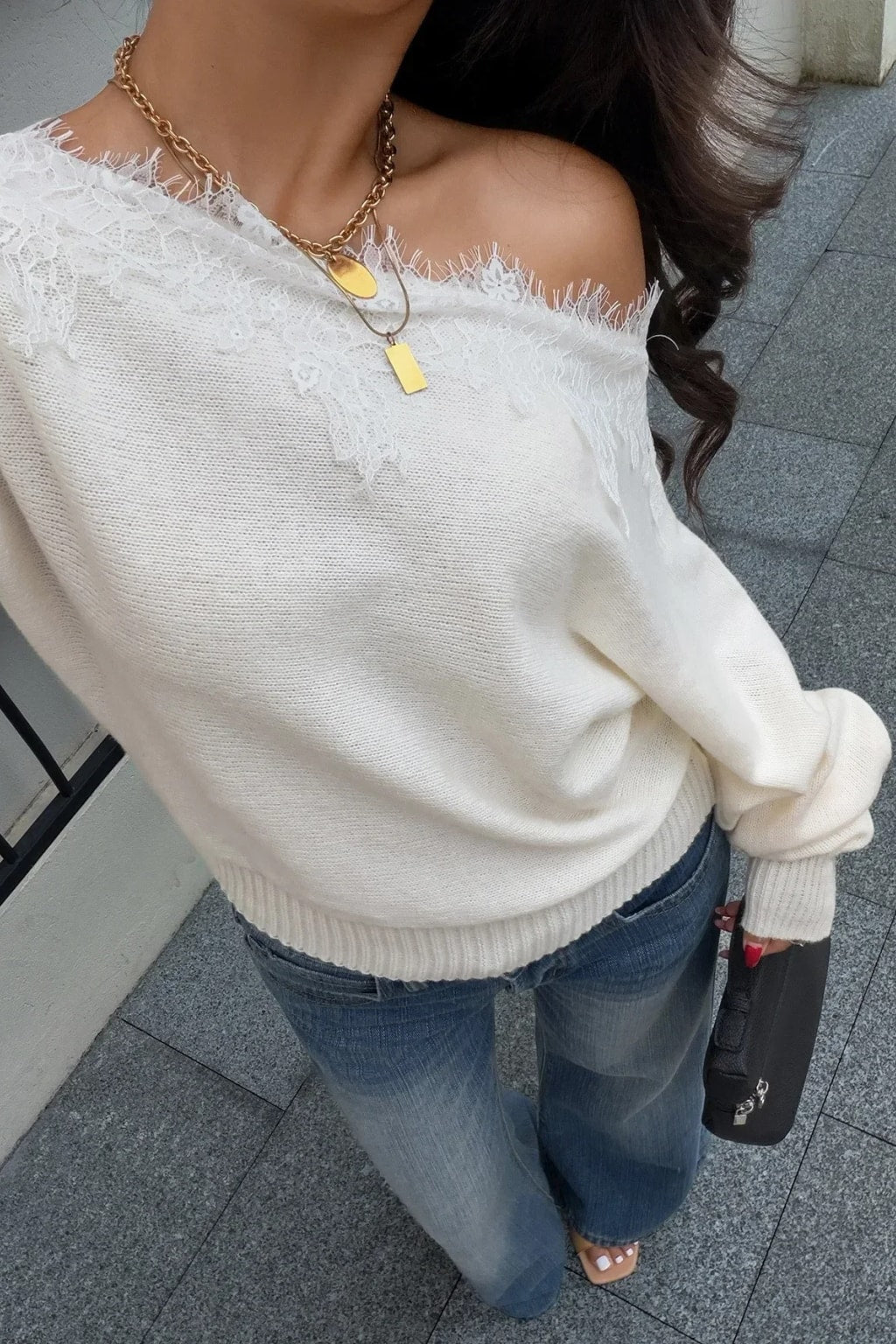 Cotton Cropped Sweater With Off-Shoulder Lace Detail - 5