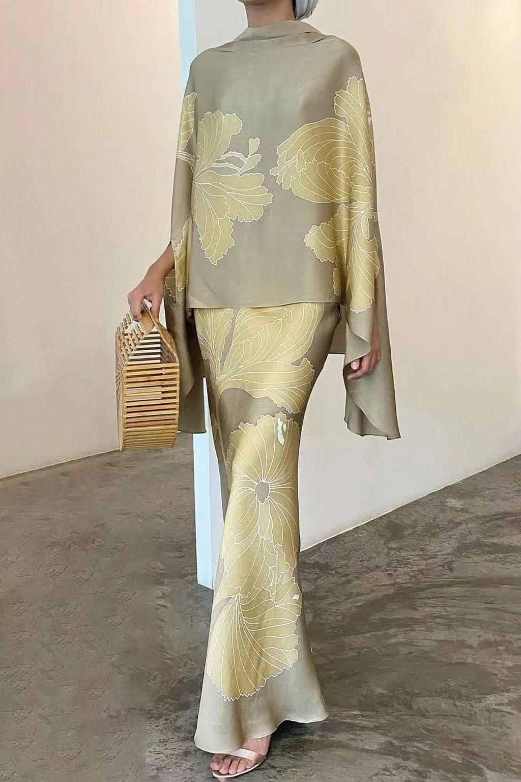 Floral Cape Top Two Piece Set with Draped Silhouette - 3
