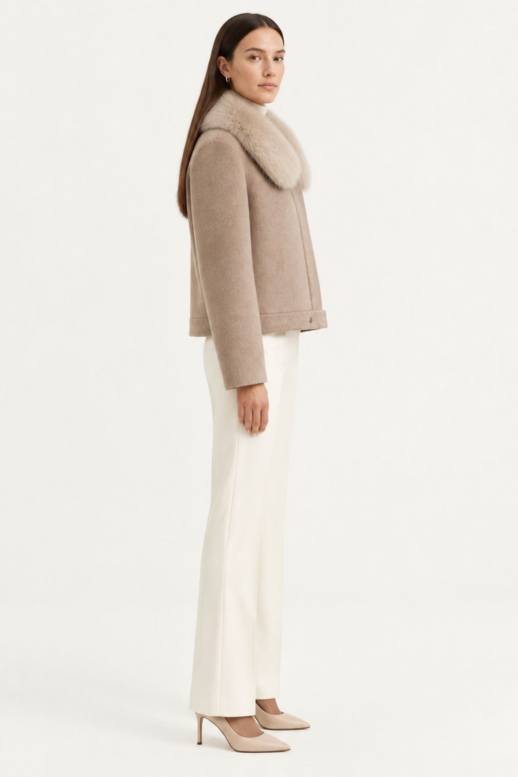 Wool Coat With Fox Fur Collar And Tailored Silhouette - 11