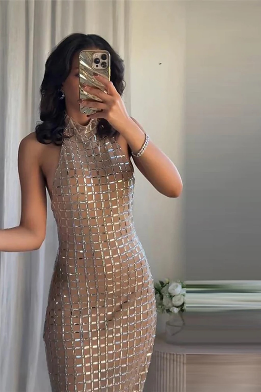 Sequin Dress Halter Neck Sleek Silhouette - 5