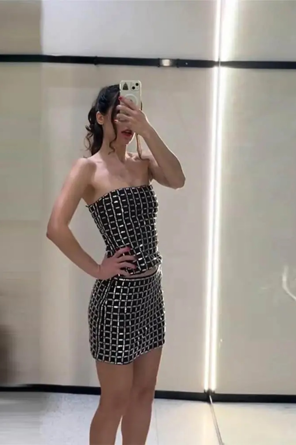 Sequin Dress Halter Neck Sleek Silhouette - 8