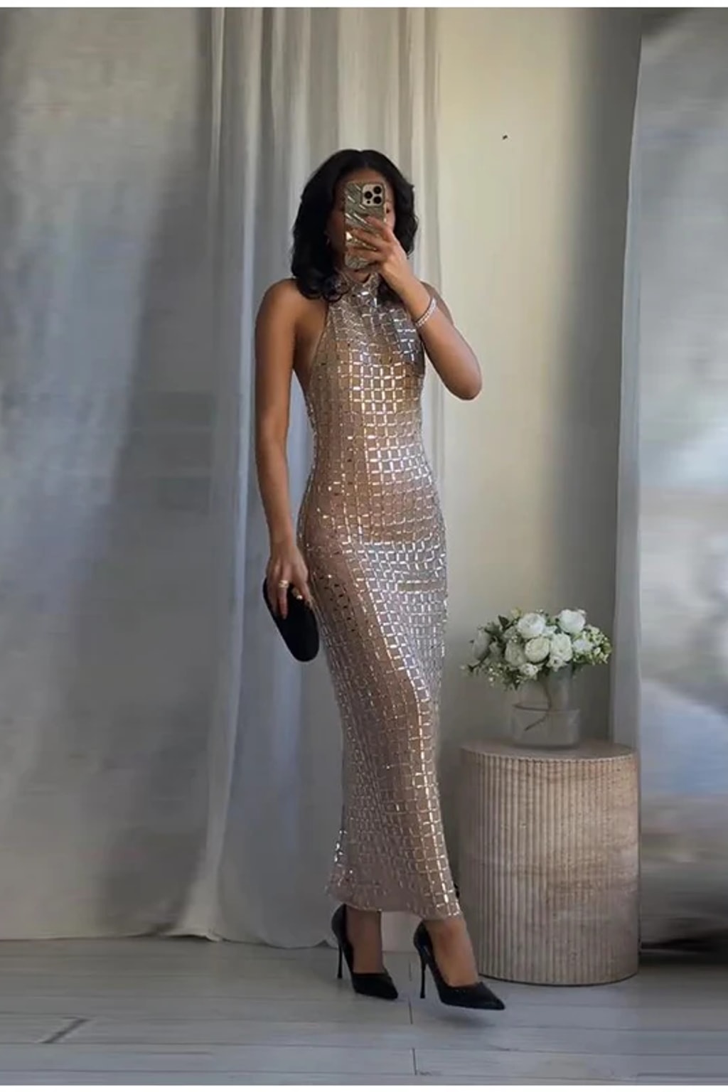 Sequin Dress Halter Neck Sleek Silhouette - 4