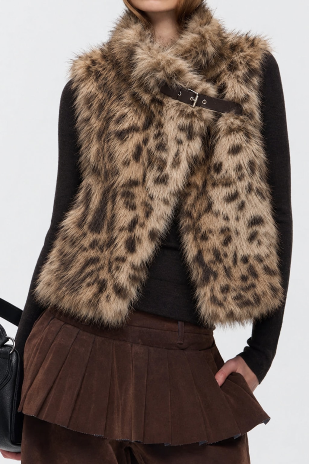 Polyester Faux Fur Vest With Buckle Detail - 3