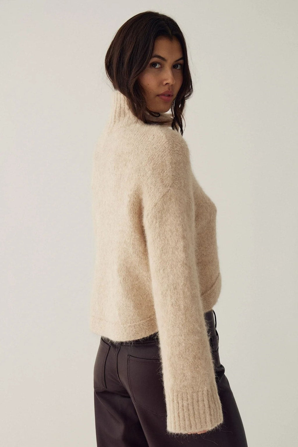 Knit Turtleneck Cropped Button Sweater With Split Hem - 3