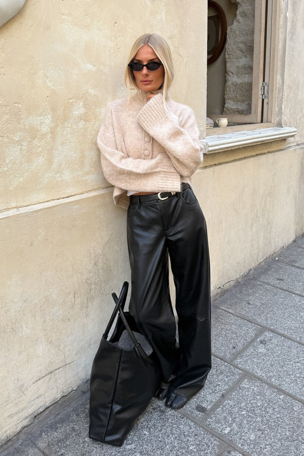 Knit Turtleneck Cropped Button Sweater With Split Hem - 4