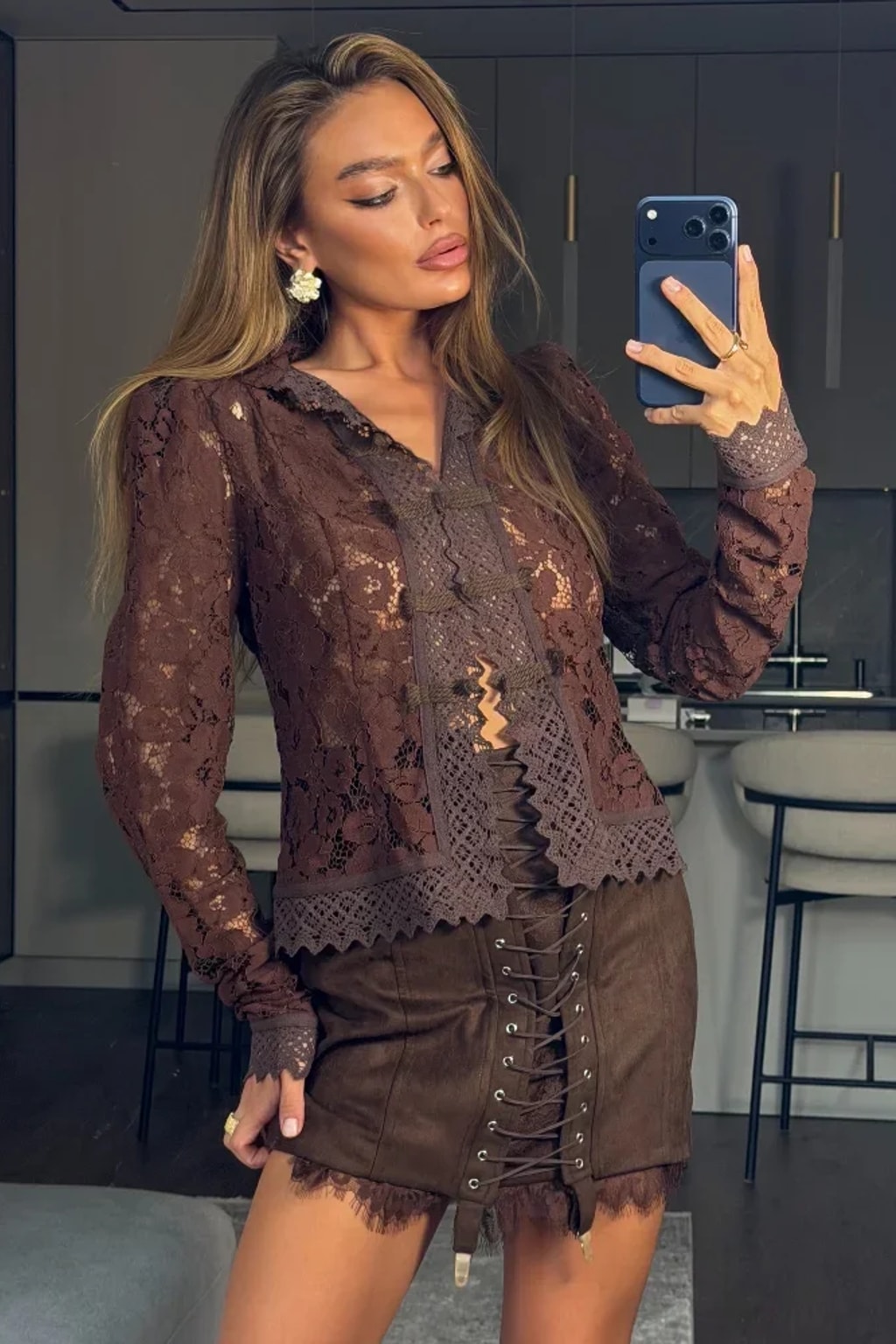 Lace Blouse Cropped Lapel Shirt with Scalloped Edge - 3