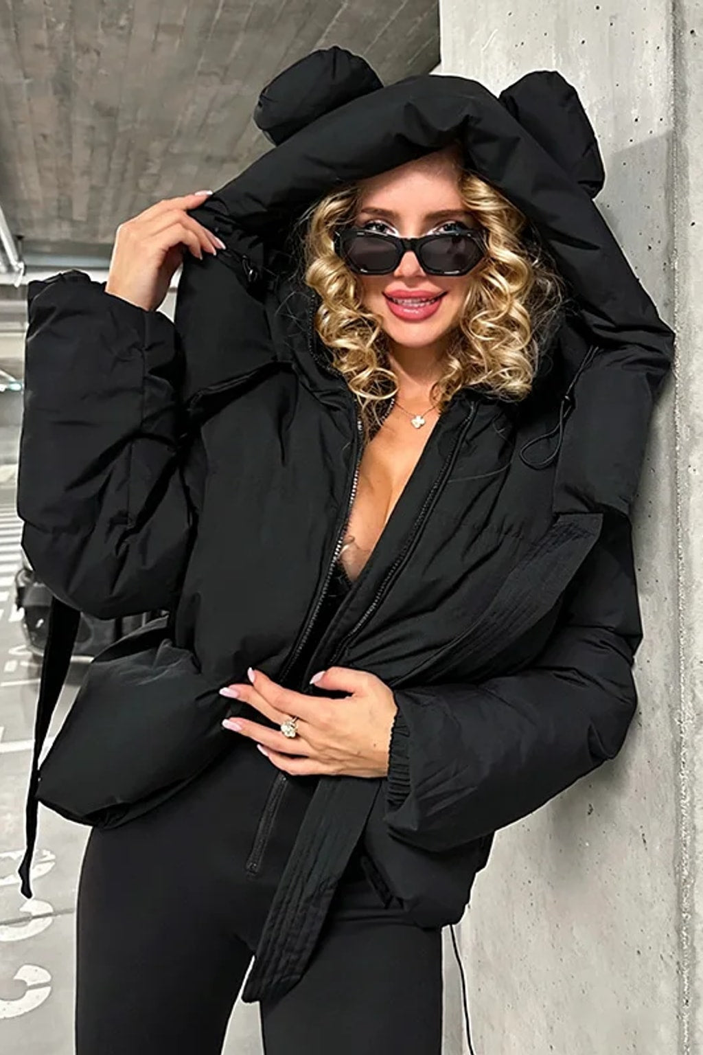 Polyester Women Coat Hooded Zip Pockets - 10