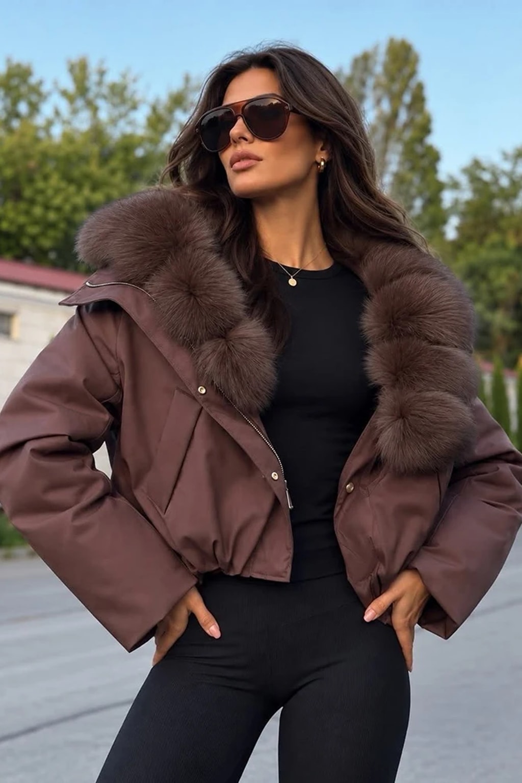 Polyester Puffer Coat With Fur Collar And Pockets - 3